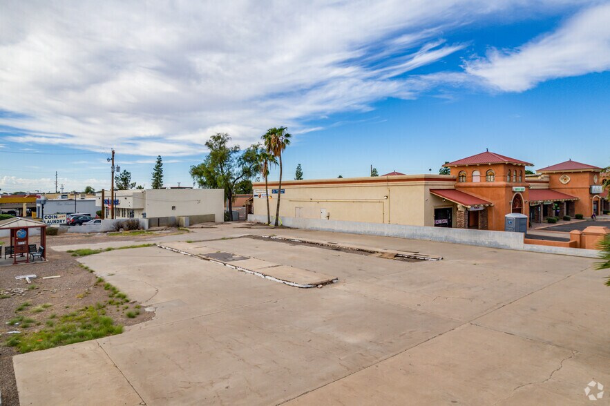 1961 E University Dr, Mesa, AZ for rent - Building Photo - Image 3 of 7