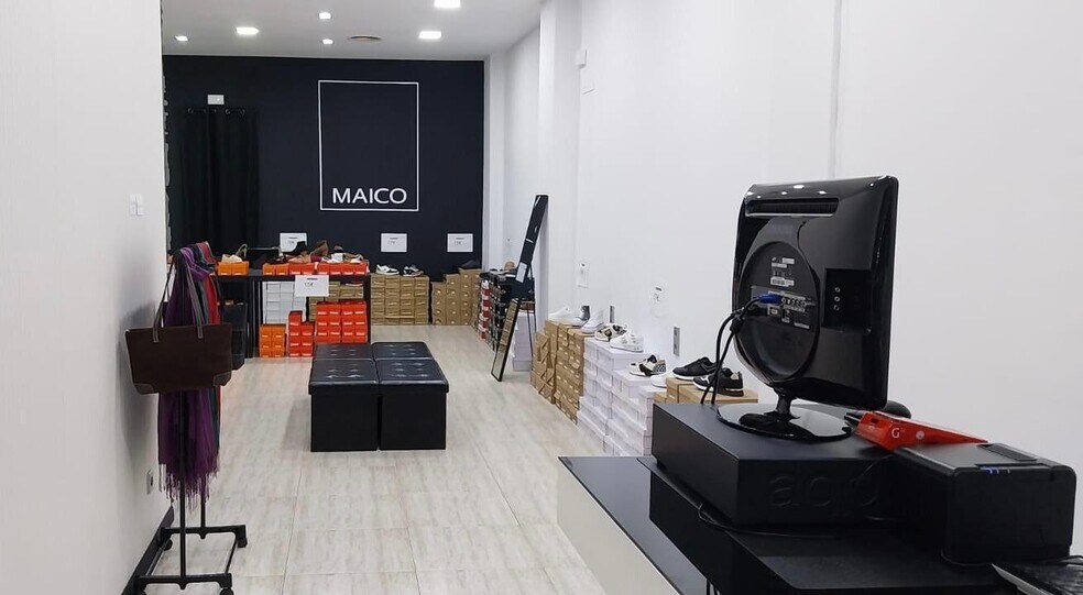 Blas, 38, Elche, Alicante for sale - Interior Photo - Image 1 of 20