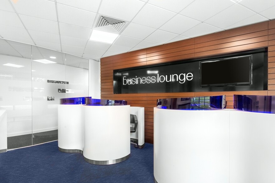Herons Way, Chester to rent - Interior Photo - Image 3 of 10