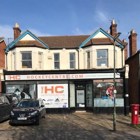 151-152 Maybury Rd, Woking for sale Primary Photo- Image 1 of 1