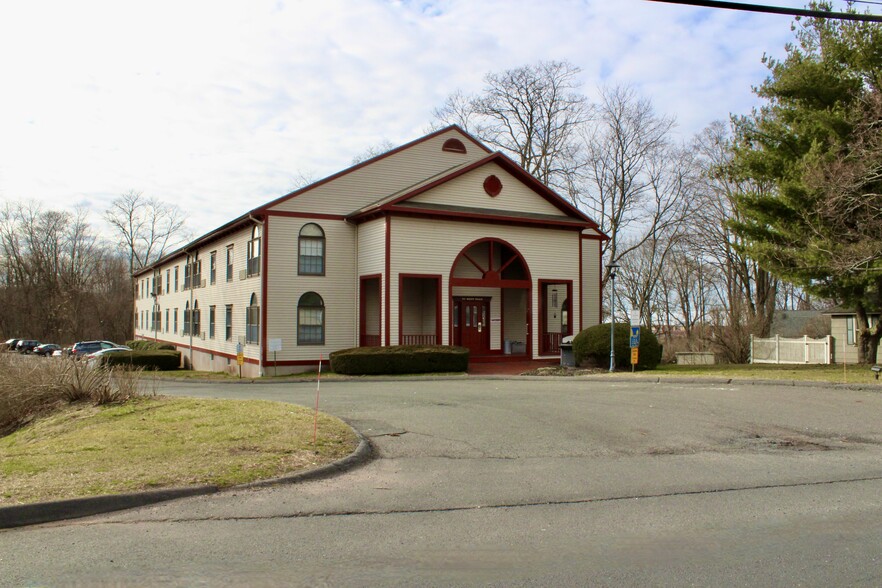 24 West Rd, Ellington, CT for sale - Building Photo - Image 1 of 17