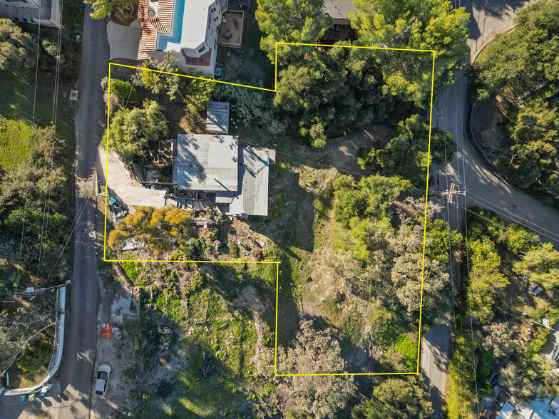 23671 Aster Trl, Calabasas, CA for sale - Building Photo - Image 2 of 13