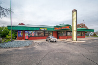 606 W Main St, Waupun, WI for rent Building Photo- Image 1 of 1