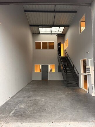 More details for 10 Rue Jacquard, Chassieu - Light Industrial for Sale