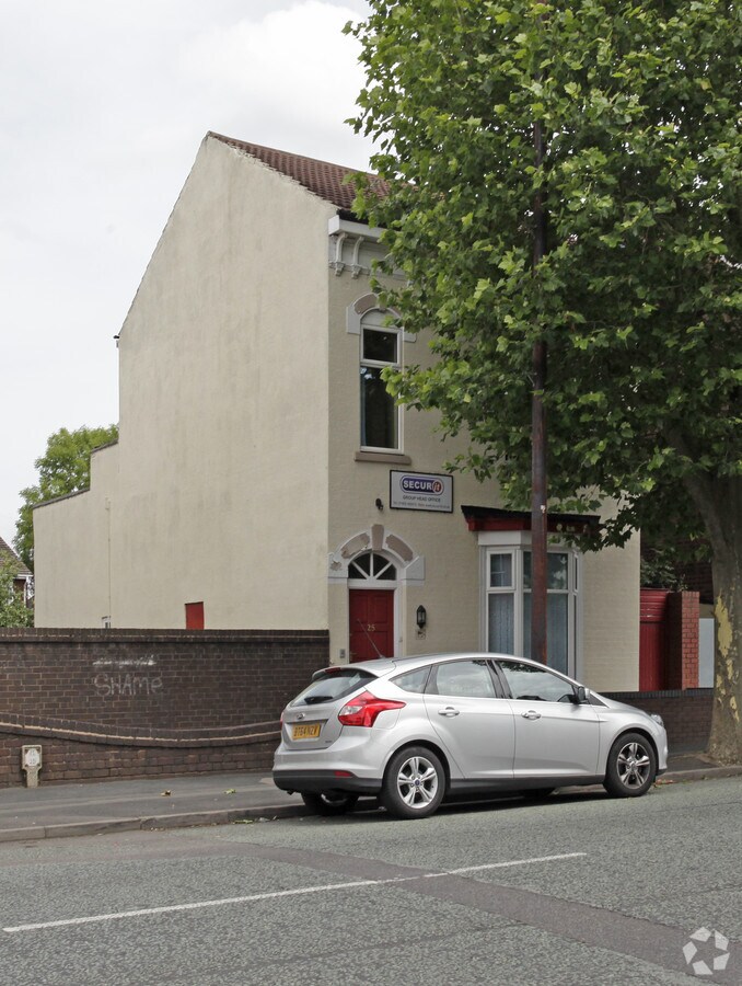 25 Wellington Rd, Bilston WV14 6AH UK