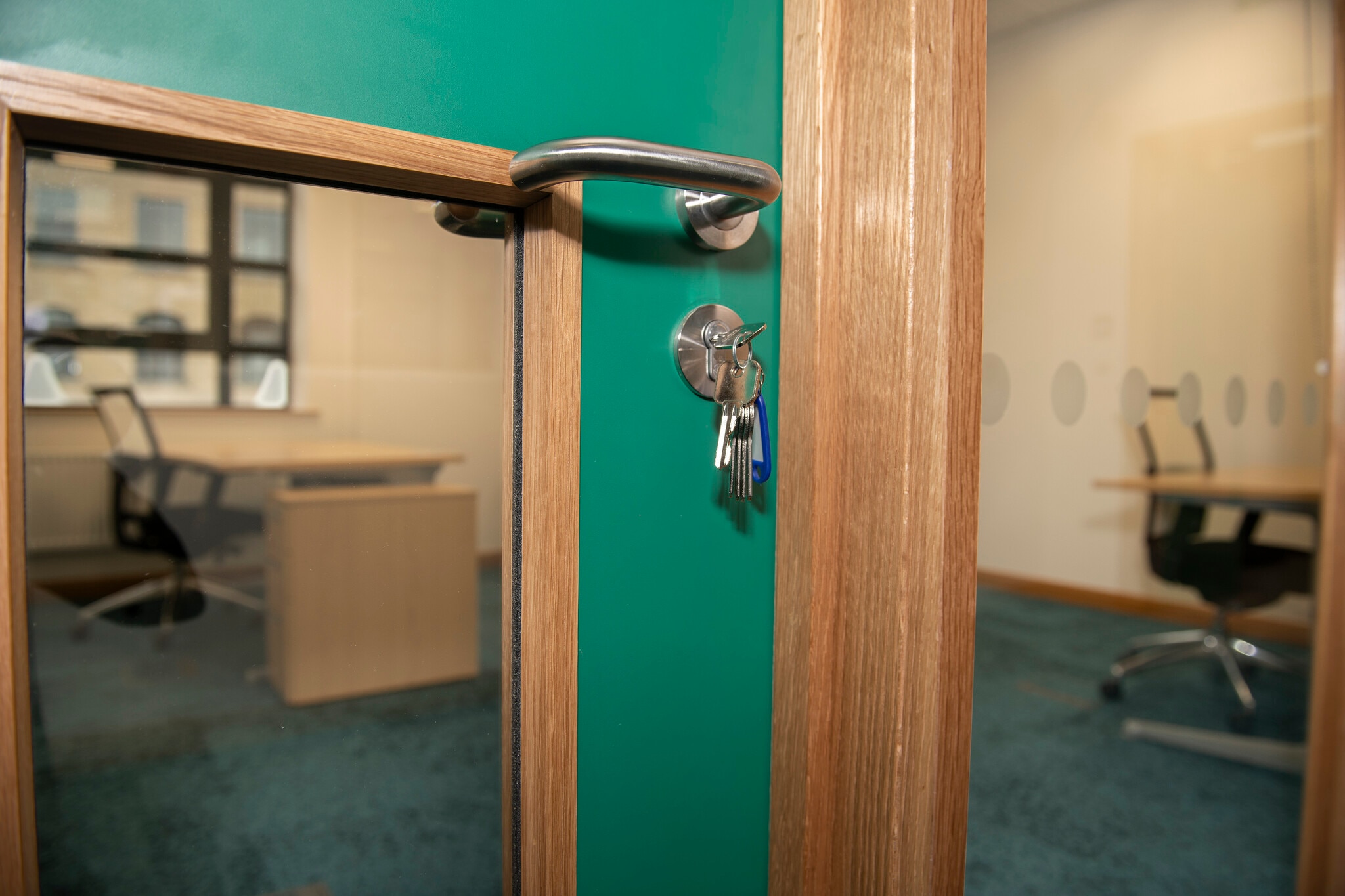 Firth St, Huddersfield to rent Interior Photo- Image 1 of 12