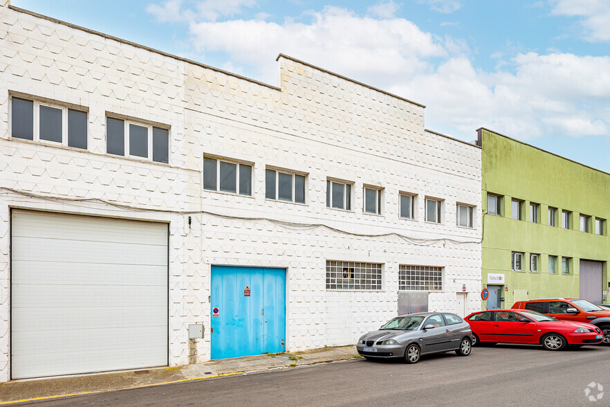 Industrial in Ripollet, BAR for rent - Primary Photo - Image 1 of 2