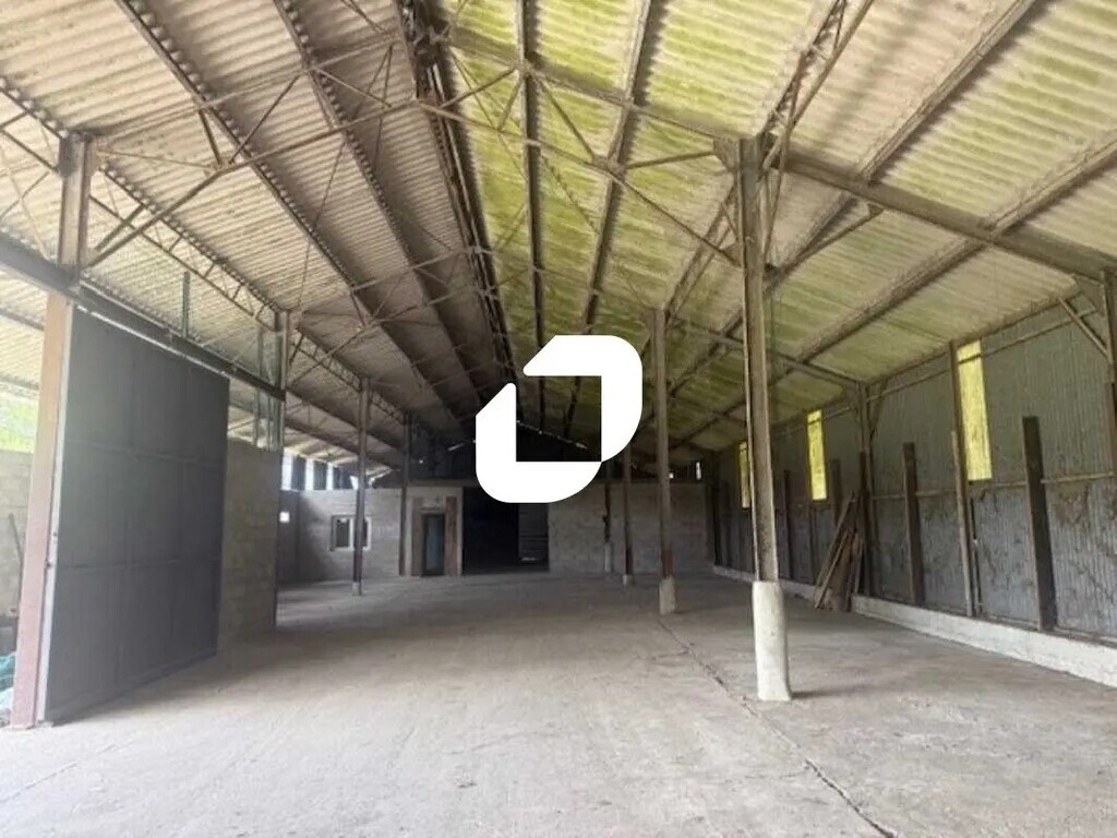 Vente Local d'activités 730 m² - Photo 1