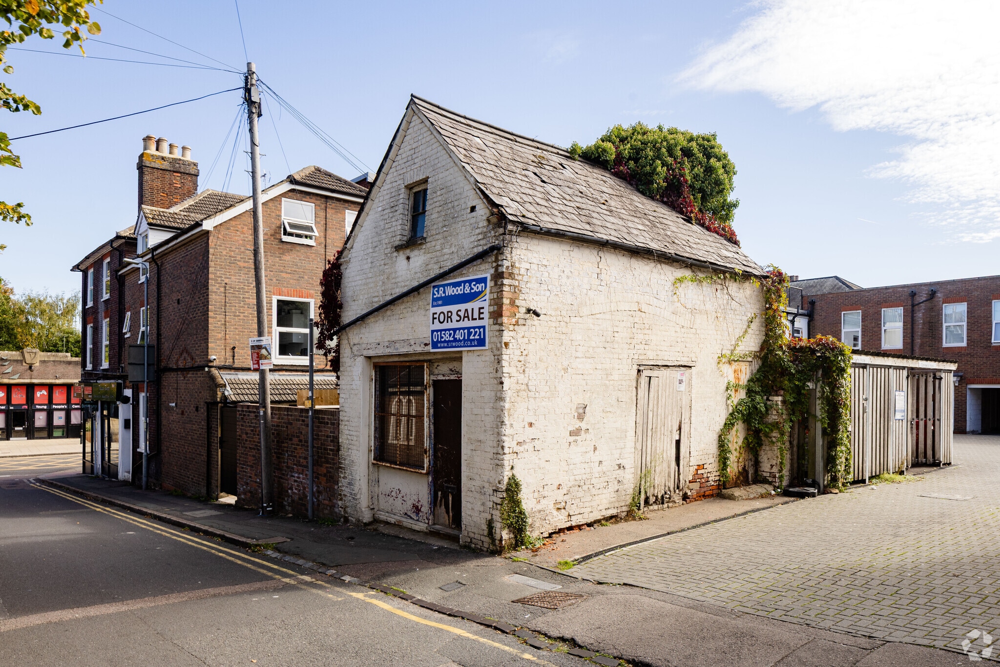 79A High St N, Dunstable for sale Primary Photo- Image 1 of 3
