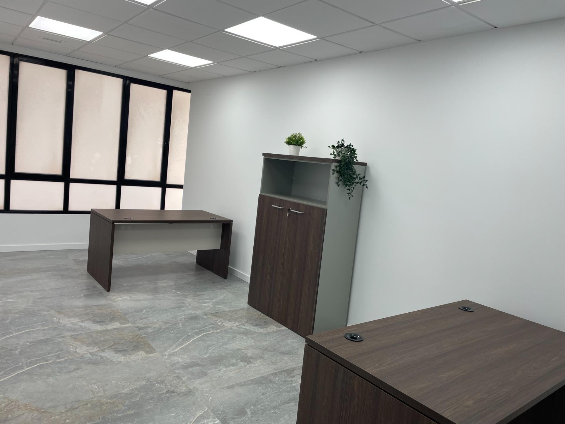 Office in València to rent Interior Photo- Image 1 of 12