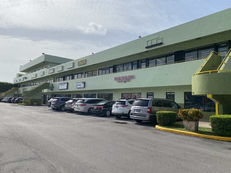 13801-13869 S Dixie Hwy, Miami, FL for rent - Building Photo - Image 1 of 5