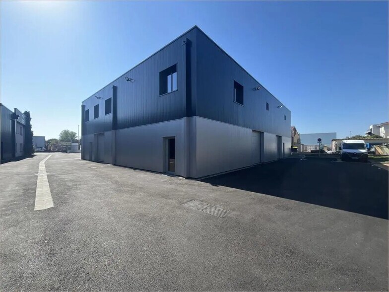 23 Rue Aristide Berges, Cugnaux to rent - Building Photo - Image 2 of 20