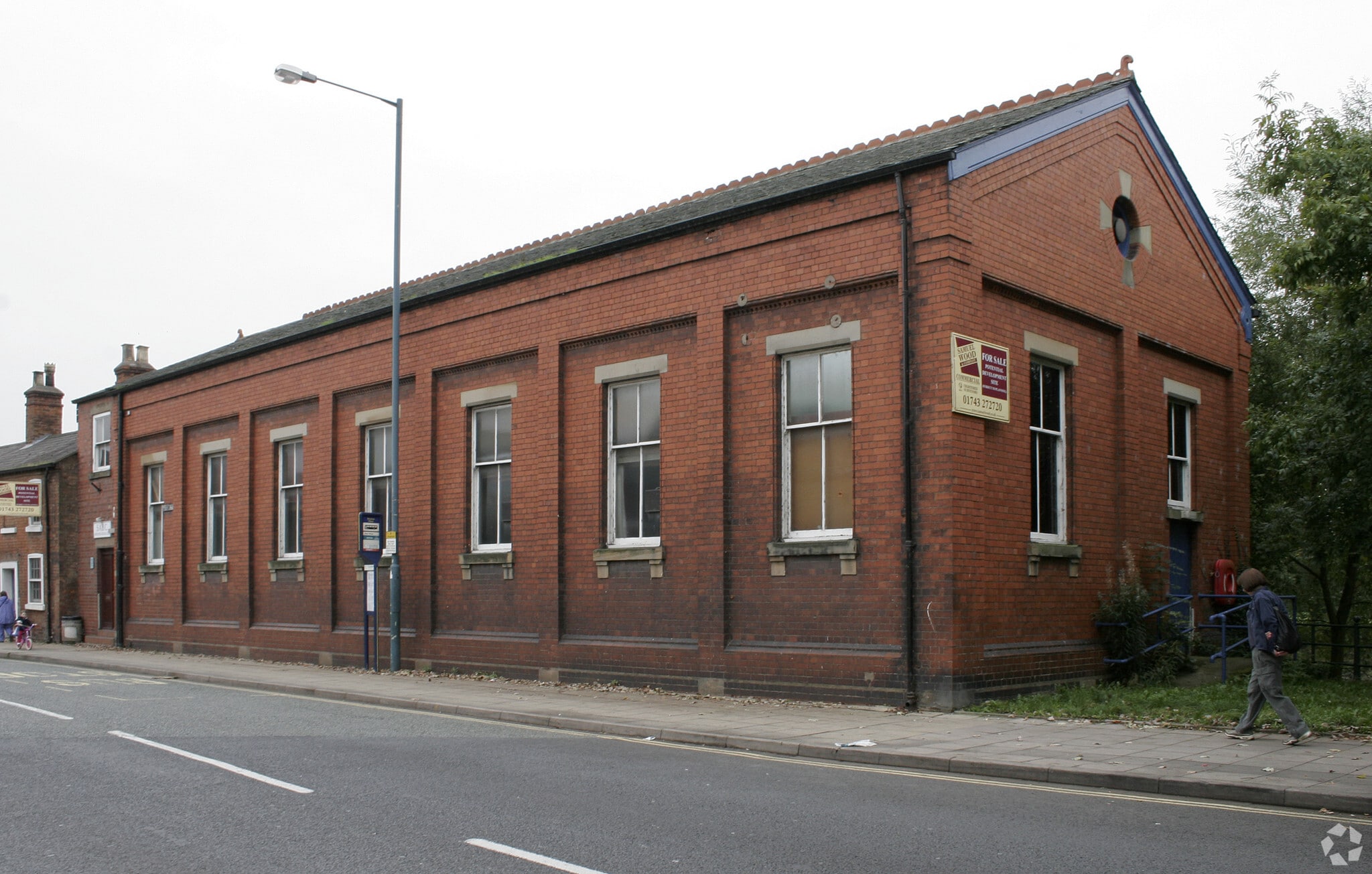 Coton Hl, Shrewsbury for sale Primary Photo- Image 1 of 41