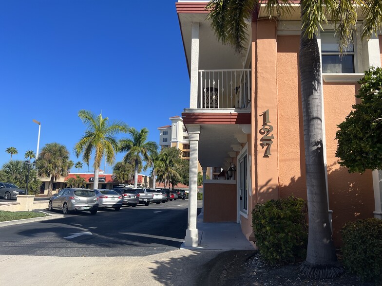 127 Tampa Ave E, Venice, FL for rent - Building Photo - Image 1 of 12