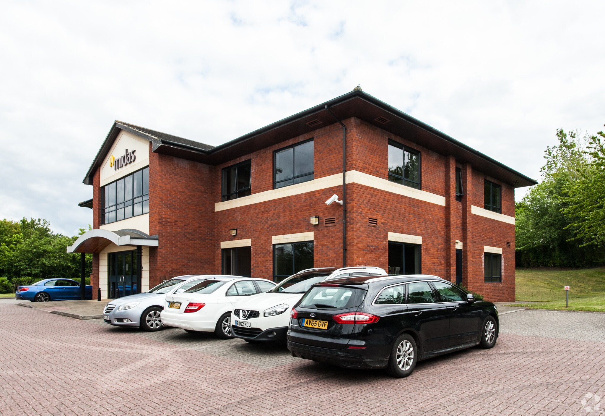 Pynes Hl, Exeter for sale Primary Photo- Image 1 of 1