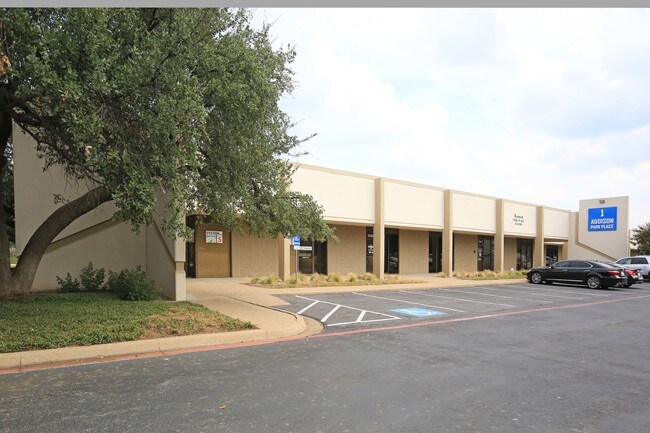 More details for 15026-15080 Beltway Dr, Addison, TX - Office / Retail to Rent