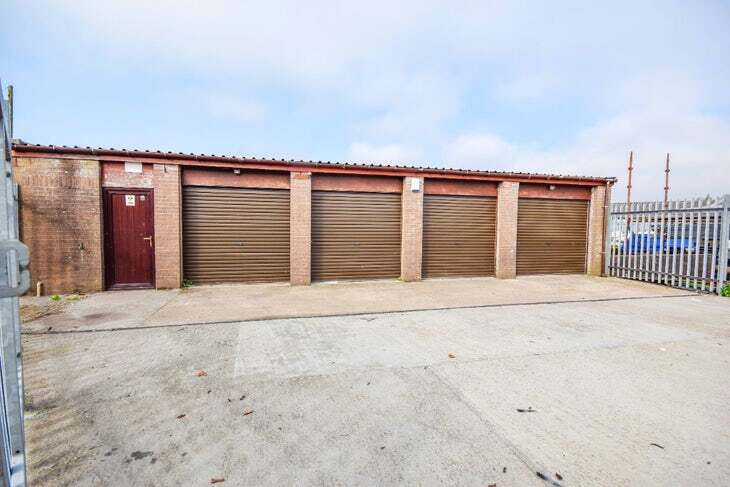 Carseview Rd, Forfar to rent Primary Photo- Image 1 of 4