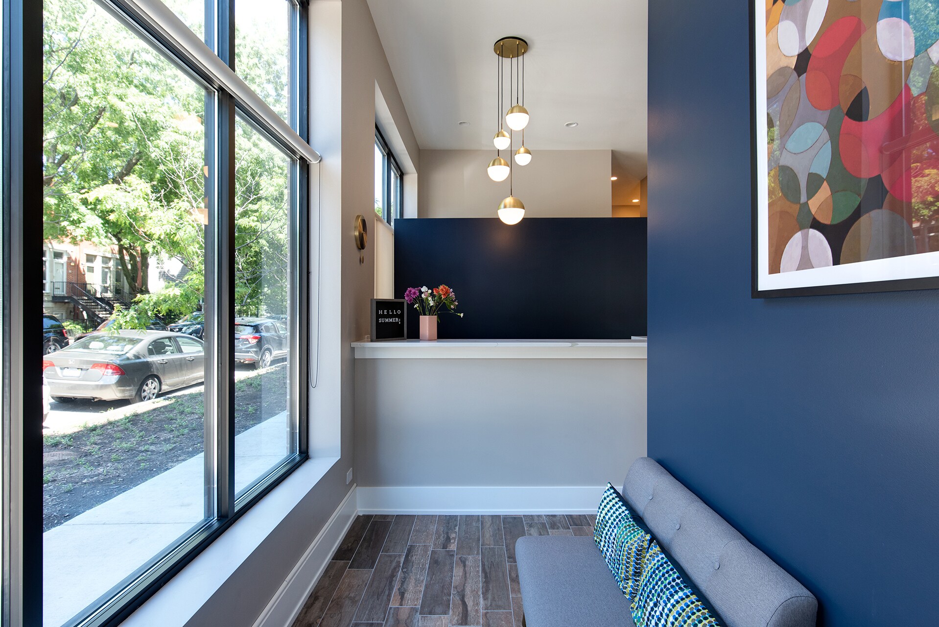 2559 N Southport Ave, Chicago, IL to rent Lobby- Image 1 of 12