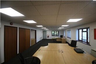 Hollom Down Rd, Salisbury to rent Interior Photo- Image 2 of 2