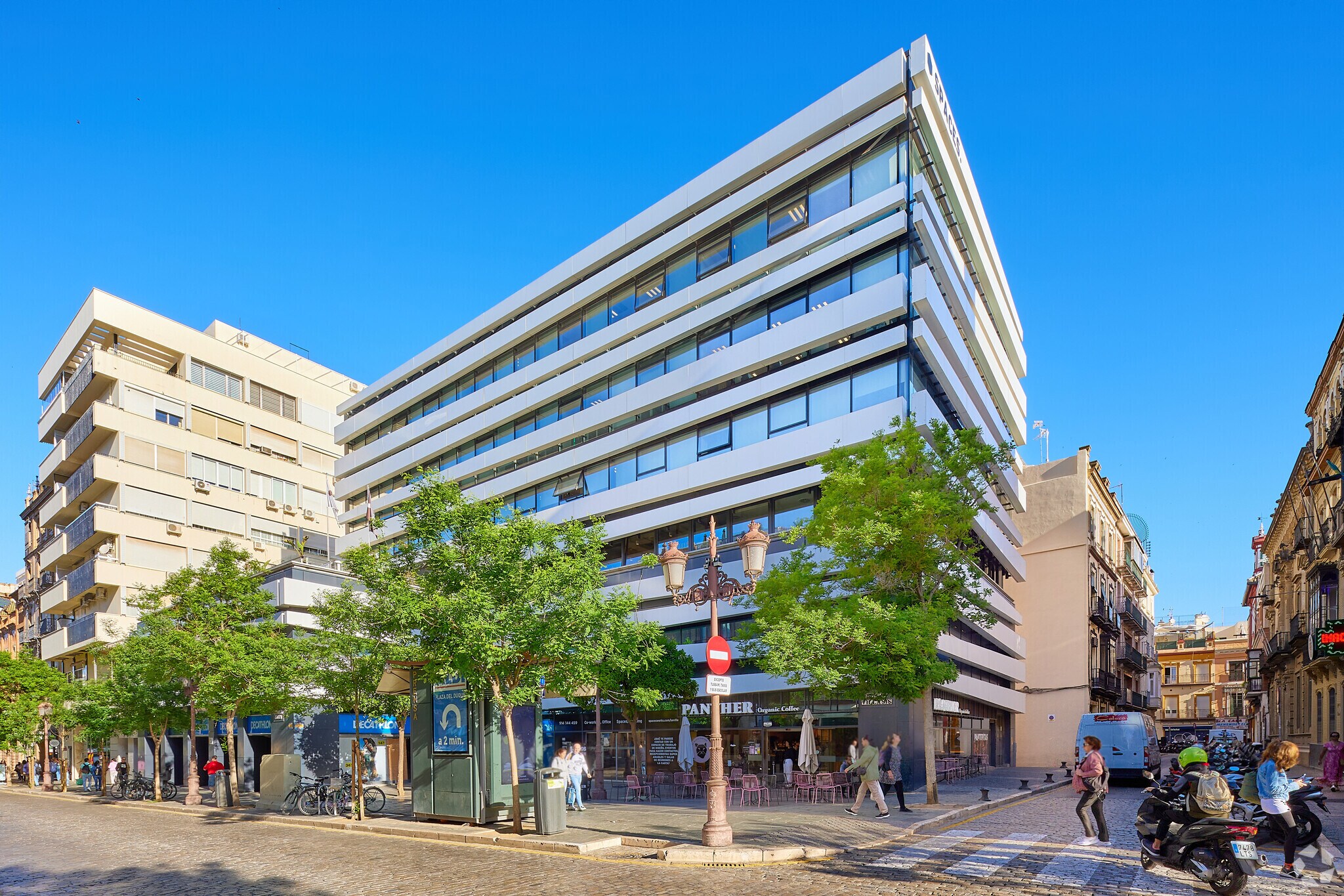 Spaces Villasis, SEVILLA, Sevilla to rent Primary Photo- Image 1 of 5