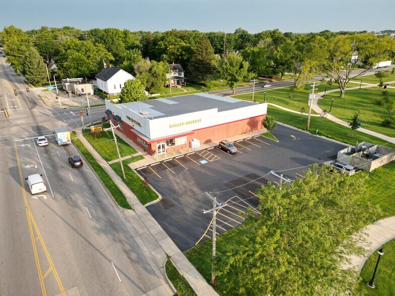 1204 N Market St, Champaign, IL for sale - Building Photo - Image 1 of 4