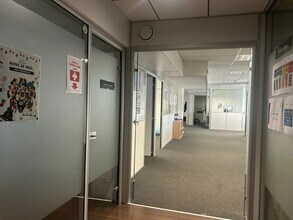 Office in Lyon to rent Interior Photo- Image 1 of 6