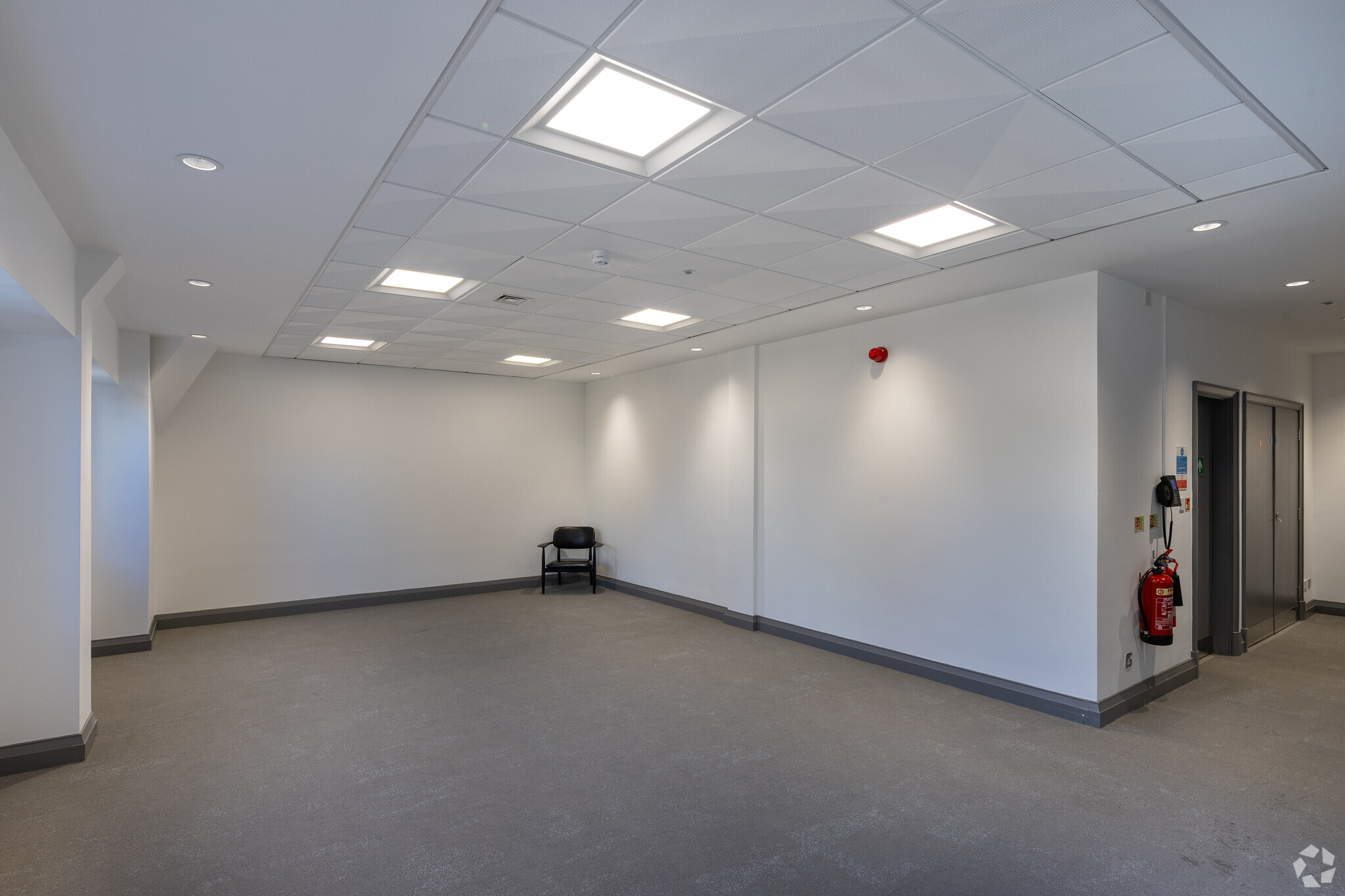Boar Ln, Leeds to rent Interior Photo- Image 1 of 3