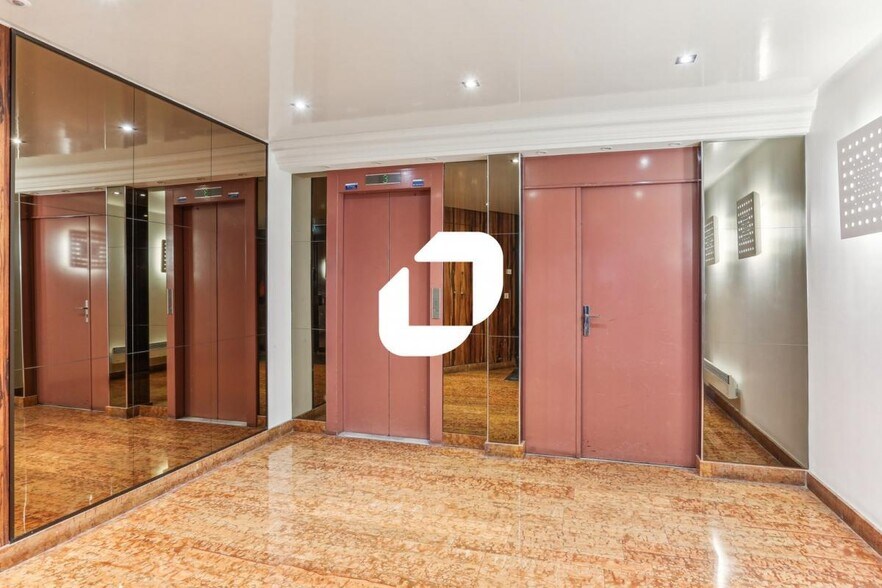 Office in Issy-les-Moulineaux for sale - Interior Photo - Image 3 of 11