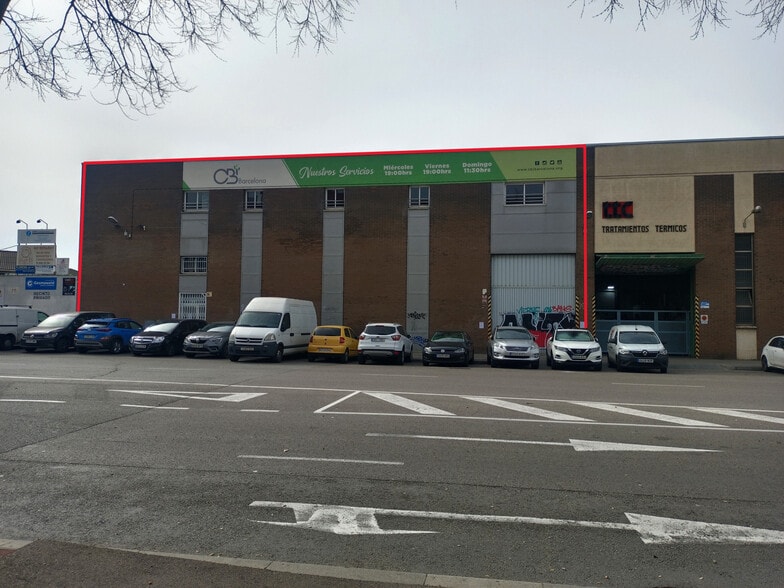 Industrial in Barcelona, Barcelona to rent - Interior Photo - Image 2 of 25