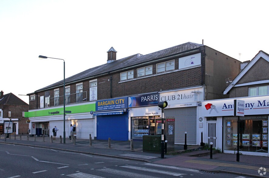 412 Pickford Ln, Bexleyheath, DA7 4QW UK