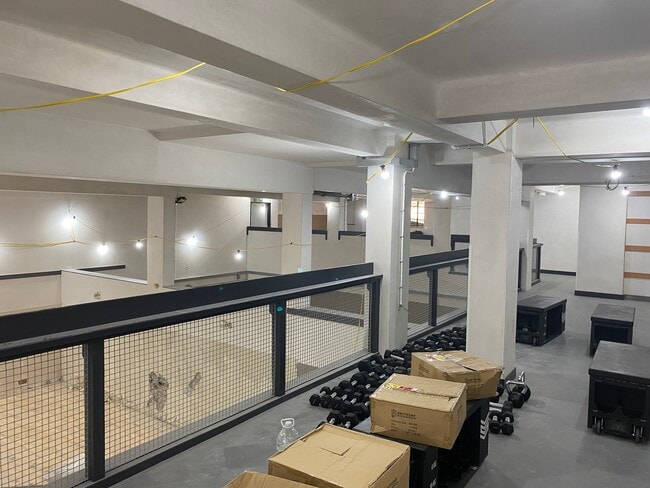 More details for Shepherds Bush Rd, London - Retail to Rent