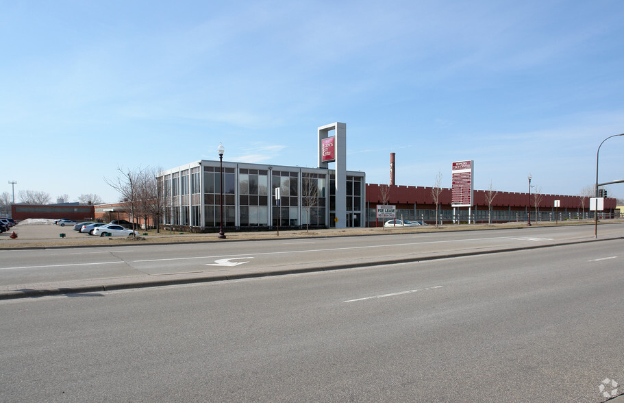 11111-11199 Excelsior Blvd, Hopkins, MN for sale - Primary Photo - Image 1 of 1