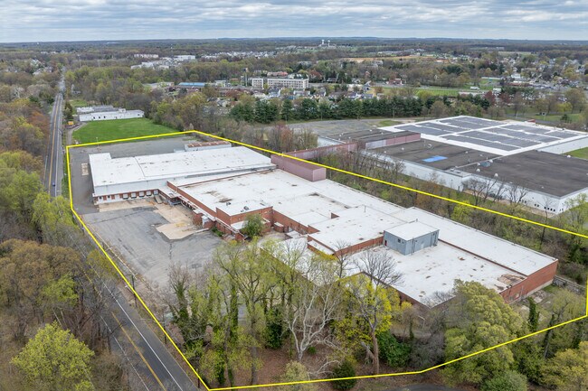 More details for 104 E Park St, Bordentown, NJ - Industrial to Rent