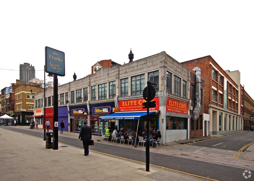 177-187 Whitecross St, London to rent - Building Photo - Image 3 of 7