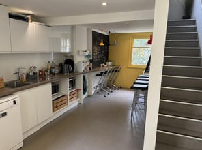 8 Well Walk, Cheltenham to rent Interior Photo- Image 1 of 3