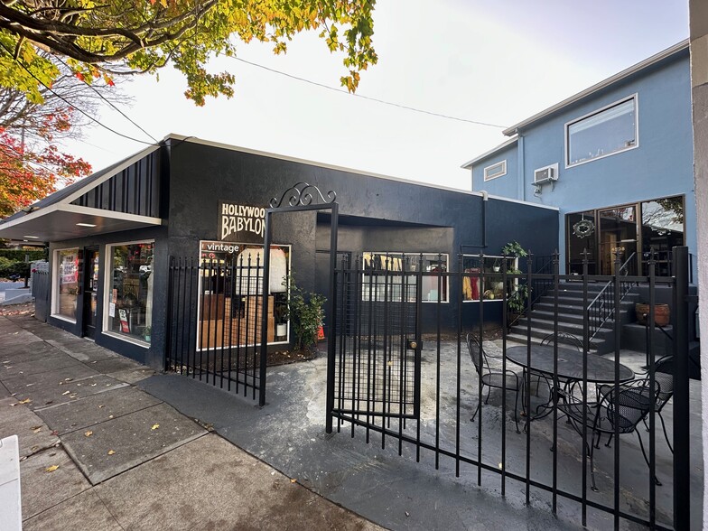 4502-4512 NE Sandy Blvd, Portland, OR for rent - Building Photo - Image 1 of 1