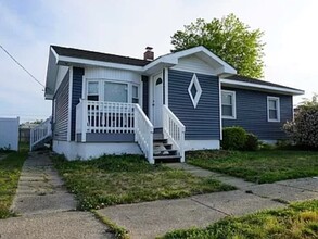 3 Airbnb Rentals in Atlantic City, NJ portfolio of 3 properties for sale on LoopNet.co.uk Building Photo- Image 1 of 21