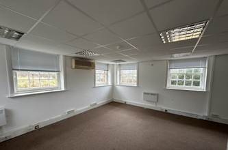 Newgate St, Hertford for rent Interior Photo- Image 1 of 2