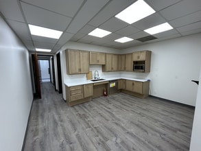 20355 Hawthorne Blvd, Torrance, CA to rent Interior Photo- Image 2 of 26