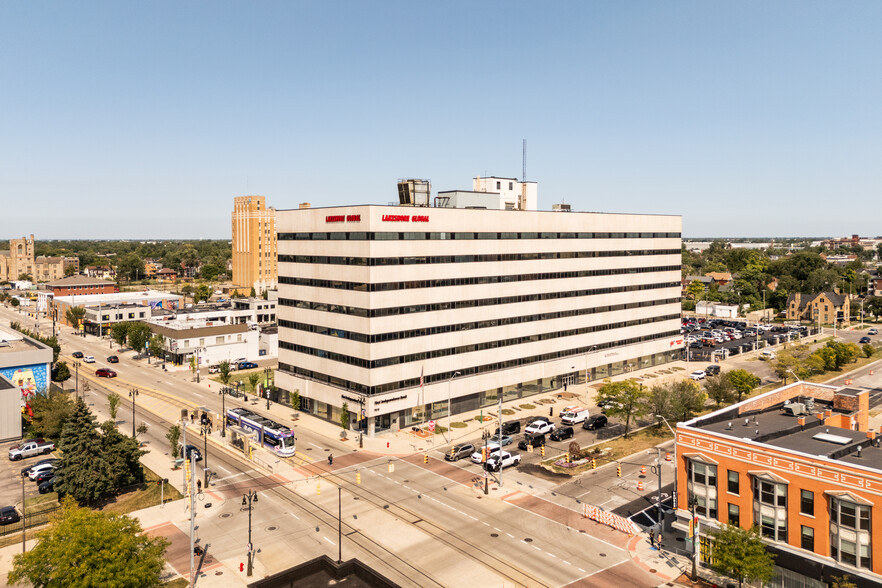 7300 Woodward Ave, Detroit, MI for rent - Building Photo - Image 3 of 15