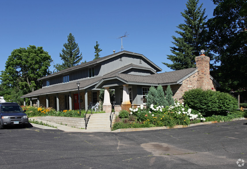 18305 Minnetonka Blvd, Wayzata, MN for sale - Primary Photo - Image 1 of 1