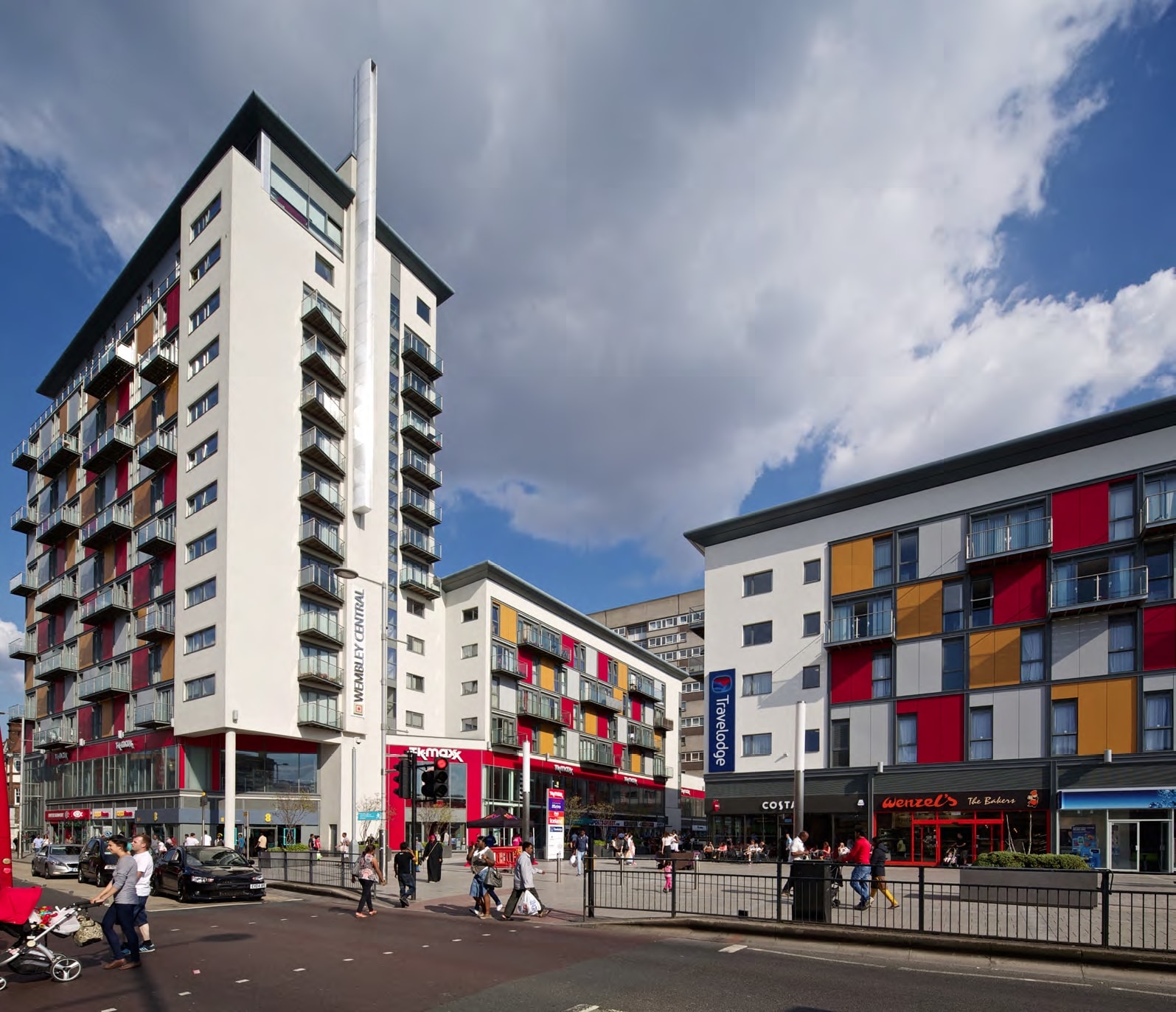 High Rd, Wembley for sale Primary Photo- Image 1 of 1