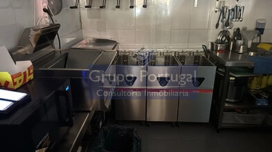 Retail in Madrid, Madrid to rent Interior Photo- Image 1 of 2