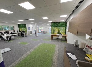 1 Radian Ct, Milton Keynes to rent Interior Photo- Image 2 of 6