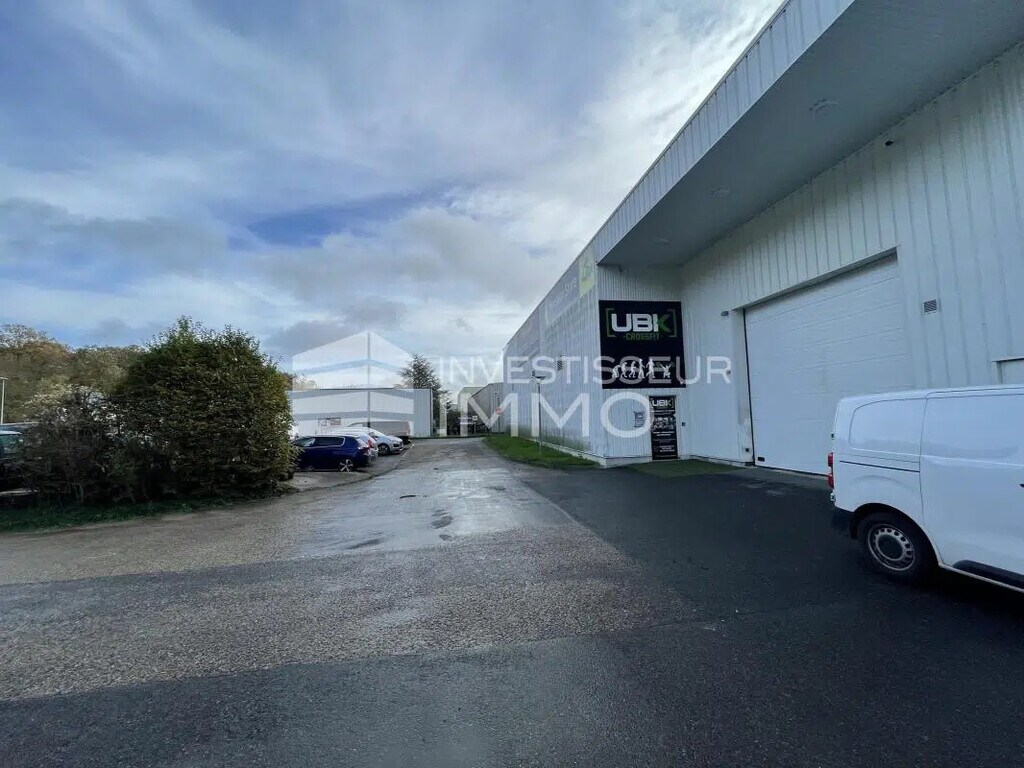 Vente Commerce 2 840 m² - Photo 1
