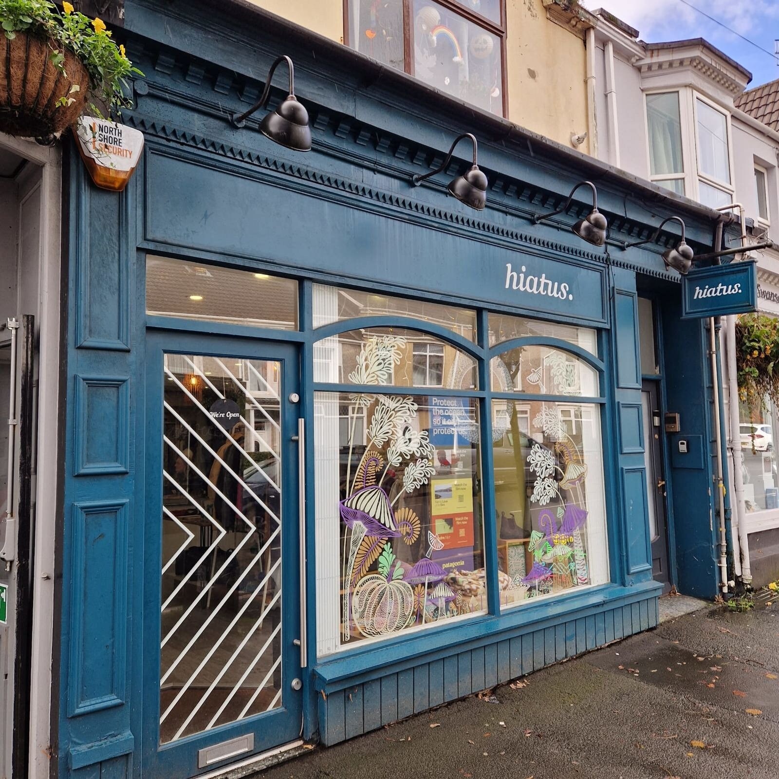 74 Brynymor Rd, Swansea for sale Primary Photo- Image 1 of 1