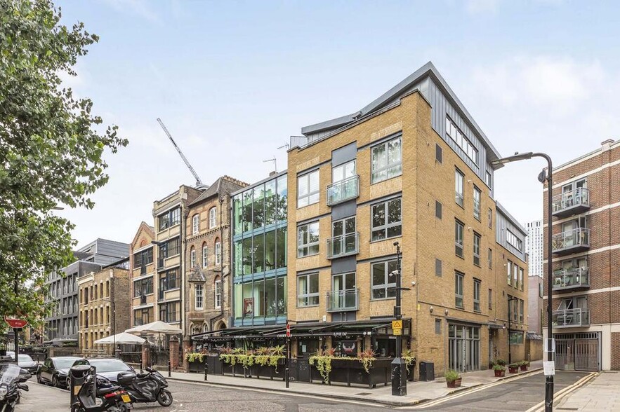 11 Hoxton Sq, London to rent - Building Photo - Image 2 of 19