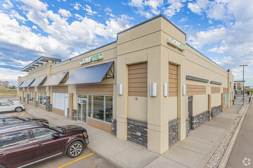 320-220 Lakeland Dr, Sherwood Park, AB for rent - Building Photo - Image 2 of 9