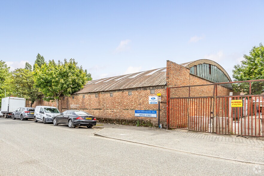 61-81 Eastmoor St, London for sale - Primary Photo - Image 1 of 1