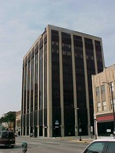 205 S 5th St, Springfield, IL for rent Building Photo- Image 1 of 5